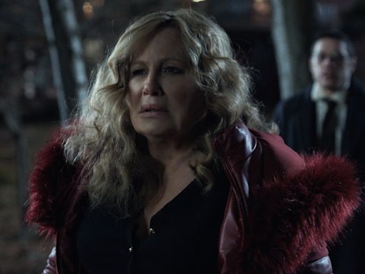 ‘Riff Raff’ Review: Jennifer Coolidge & Bill Murray Stand Out In Wildly Entertaining Dysfunctional Family Crime Comedy...