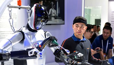 Tech war: China narrows AI gap with US despite chip restrictions