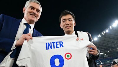 Dueños chinos en fuga y clubes lastrados de deudas: el destino común del Inter y el Milán