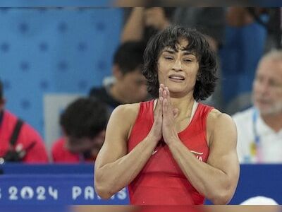 Don't have strength for more: Vinesh Phogat bids adieu to wrestling