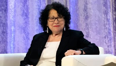 Sotomayor's dissent: A president should not be a 'king above the law'