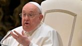 Acusan al papa Francisco de decir un insulto homofóbico en reunión a puerta cerrada