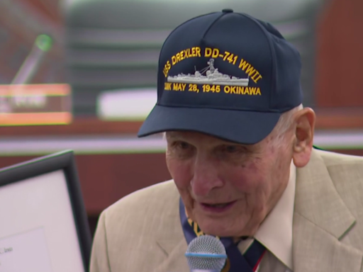 97-year-old World War II veteran Dick Miller to lead Memorial Day Parade in Aurora, Illinois