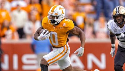 Dolphins move into fourth round to select Tennessee running back