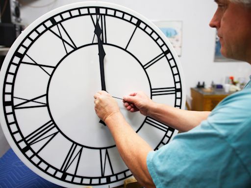 Daylight saving 2024: When do we fall back? Make sure you know when the time change is.