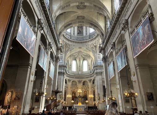 A ‘Les Misérables’ fan goes to Mass in Victor Hugo’s Paris neighborhood - The Boston Globe