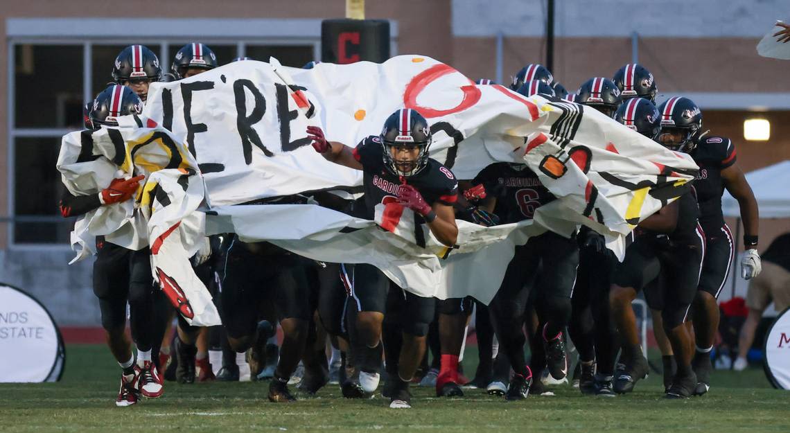 High school football: Final scores from Midlands and SC games