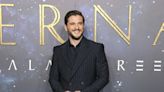 Kit Harington se sintió incómodo en las escenas de sexo con su amiga Emilia Clarke