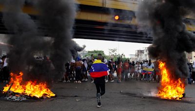Imágenes de las protestas en Venezuela por las dudas que deja el triunfo de Nicolás Maduro en las elecciones