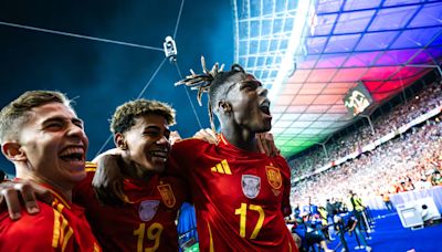 Espanhóis campeões da Eurocopa reforçam debate sobre racismo no futebol