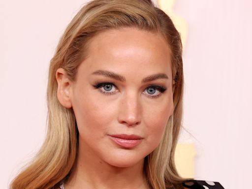 Jennifer Lawrence to Star in A24’s ‘Why Don’t You Love Me?,’ Adapted From Paul B. Rainey’s Graphic Novel