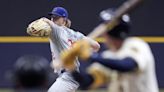 Cubs score five in ninth to beat Brewers
