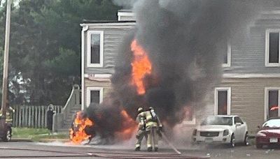 Multiple vehicles catch fire in southeast Rochester