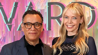 Wednesday ’s Riki Lindhome Reveals She & Fred Armisen Married in 2022