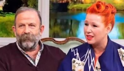 Angel Strawbridge warns Dick 'don't make me cry' as they face 'end of an era' for family