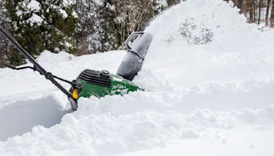 This 'powerful' snow blower is under $200 on Amazon Canada