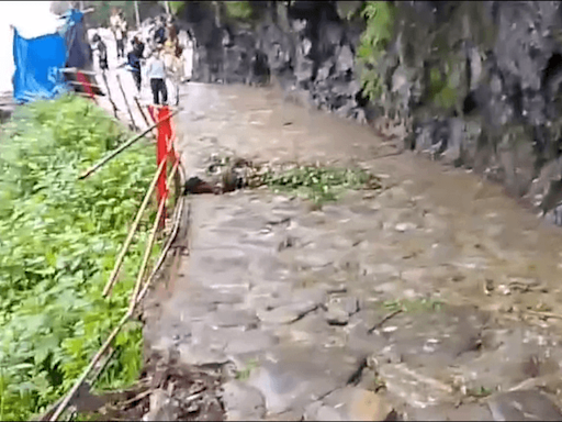 Three killed in landslide on Kedarnath Yatra route