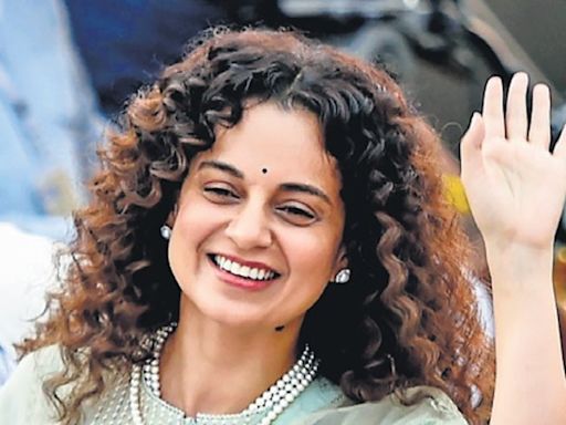 Kangana Ranaut allegedly slapped by CISF constable at Chandigarh airport