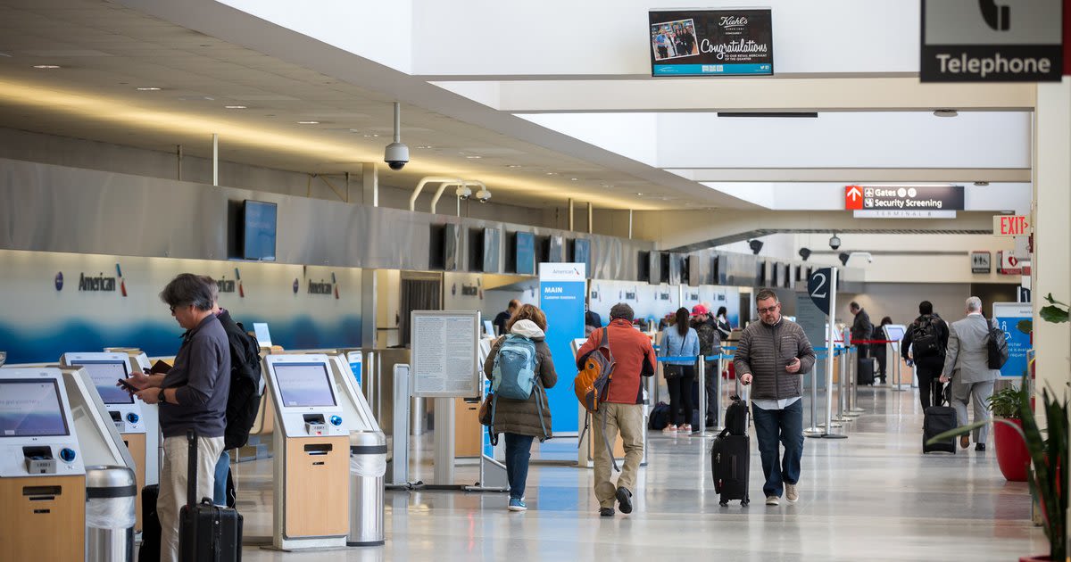 Microsoft outage affects travelers at Philadelphia International Airport