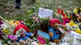 Mourners Have Been Asked To Stop Leaving Paddington Bears And Marmalade Sandwiches For The Queen