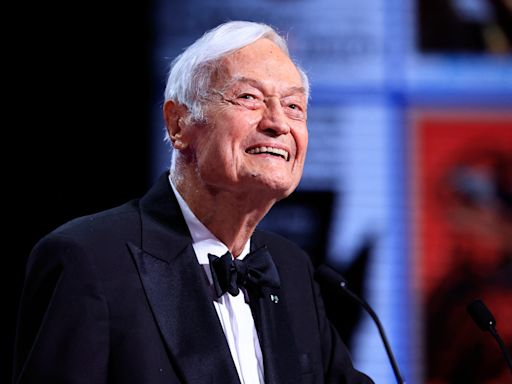 Roger Corman, legendary director and producer of B-movies, dies at 98