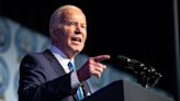 Biden recurre al miedo para apelar al voto afroamericano en una gala en Detroit