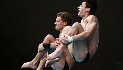 Canadians Rylan Wiens, Nathan Zsombor-Murray win Olympic bronze in 10m synchro diving