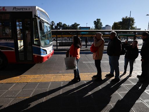 Economía - Argentina vive segundo paro general contra Javier Milei, en cinco meses de Gobierno