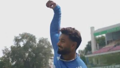 ...New' Spinner as Rishabh Pant Rolls His Arms Over; KL Rahul Asks 'Tu Ne Delhi Premier League Me Bhi ...