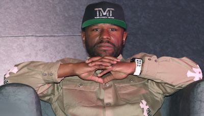 Floyd Mayweather spends $1 million to be first person in world to own items