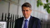 Gavin Williamson ordered to apologise for bullying chief whip after he wasn’t invited to Queen’s funeral