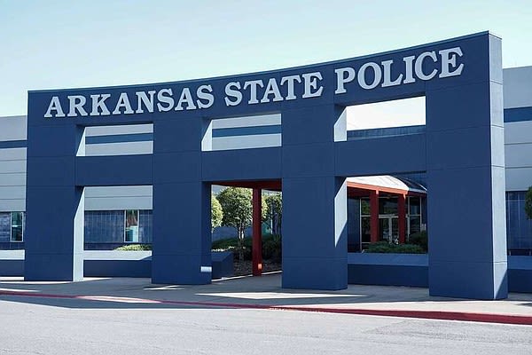 State police award recognizes trooper who crashed into vehicle headed wrong way on I-630 | Northwest Arkansas Democrat-Gazette