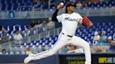 De villano a héroe, pelotero de los Marlins vive un carrusel de emociones y Miami barre a los Rockies