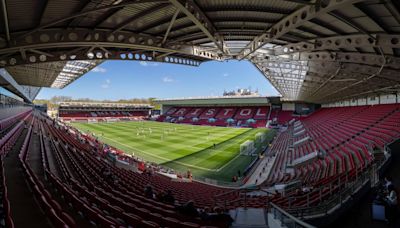 Goalkeeper Yáñez announces Bristol City departure