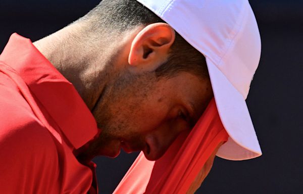 Novak Djokovic drops 'concerning' straight-sets loss 2 days after water bottle impact left him with 'nausea, dizziness'