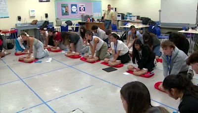 Rick Case Automotive Group hosts CPR training at Cypress Bay High School - WSVN 7News | Miami News, Weather, Sports | Fort Lauderdale