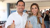 Acude Mauricio Vila Dosal a las urnas a emitir su voto en tierras yucatecas