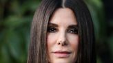 Cómo recibió los 60 Sandra Bullock, a un año de la muerte de su novio, Bryan Randall