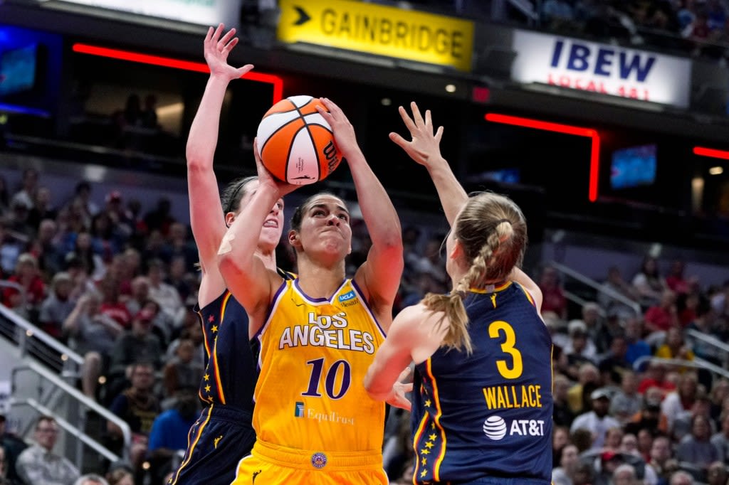 Kia Nurse, Aari McDonald rally Sparks past Caitlin Clark, Fever