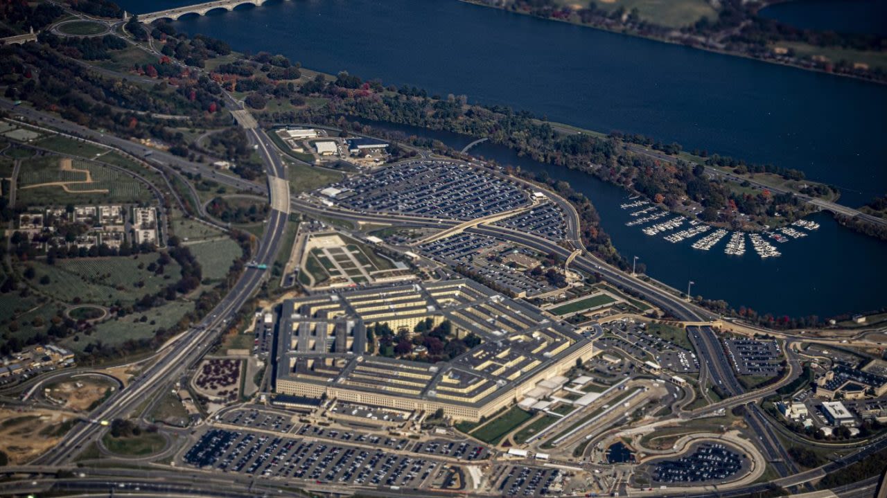 Why is the Pentagon’s UFO office so clueless about UFOs?