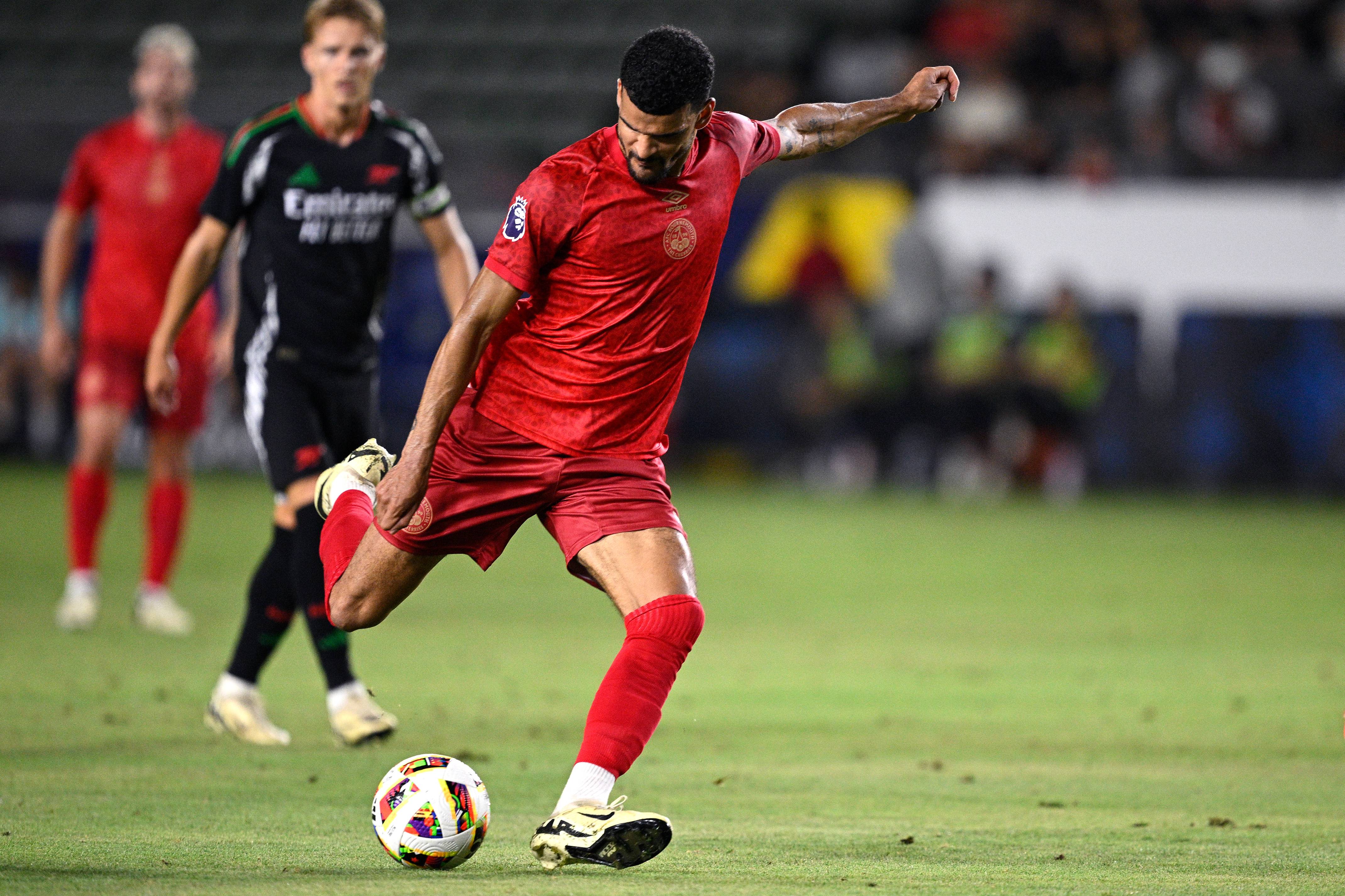 Spurs reach Solanke deal, Arsenal agree to let another player leave – latest transfer news