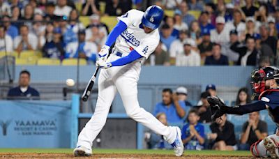 Freeman hits grand slam in 8th inning to lift Dodgers to 4-1 win over Red Sox