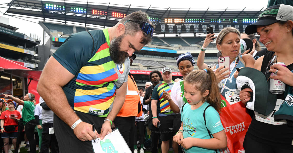 'Super Fan' Jason Kelce Goes Viral With Olympic Rugby Star Ilona Maher: Eagles Tracker