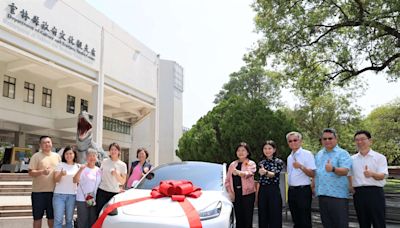 雲林女兒喜獲百萬名車特斯拉 張麗善再加碼日本機票助力觀光 | 蕃新聞