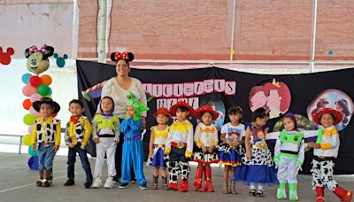 Alegre festival para mamá