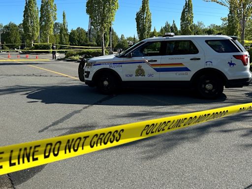 Shooting in Surrey, B.C., leaves man with serious injuries: police