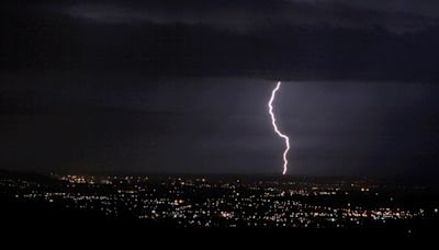 Rare amber weather warning as heavy rain to batter Somerset