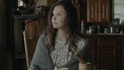 LAZARETH Interview: Ashley Judd Breaks Down Her Role In Nail-Biting New Thriller (Exclusive)