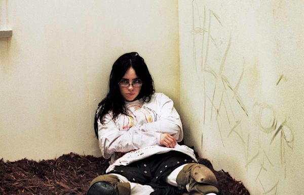 Billie Eilish on Coming to Terms with Her Sexuality Last Year — and Why She Never Planned to Talk About It