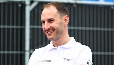 Oliver Oakes: Alpine announce new team principal after Bruno Famin departure